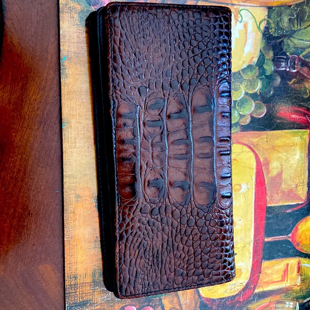 Brahmin Wallet